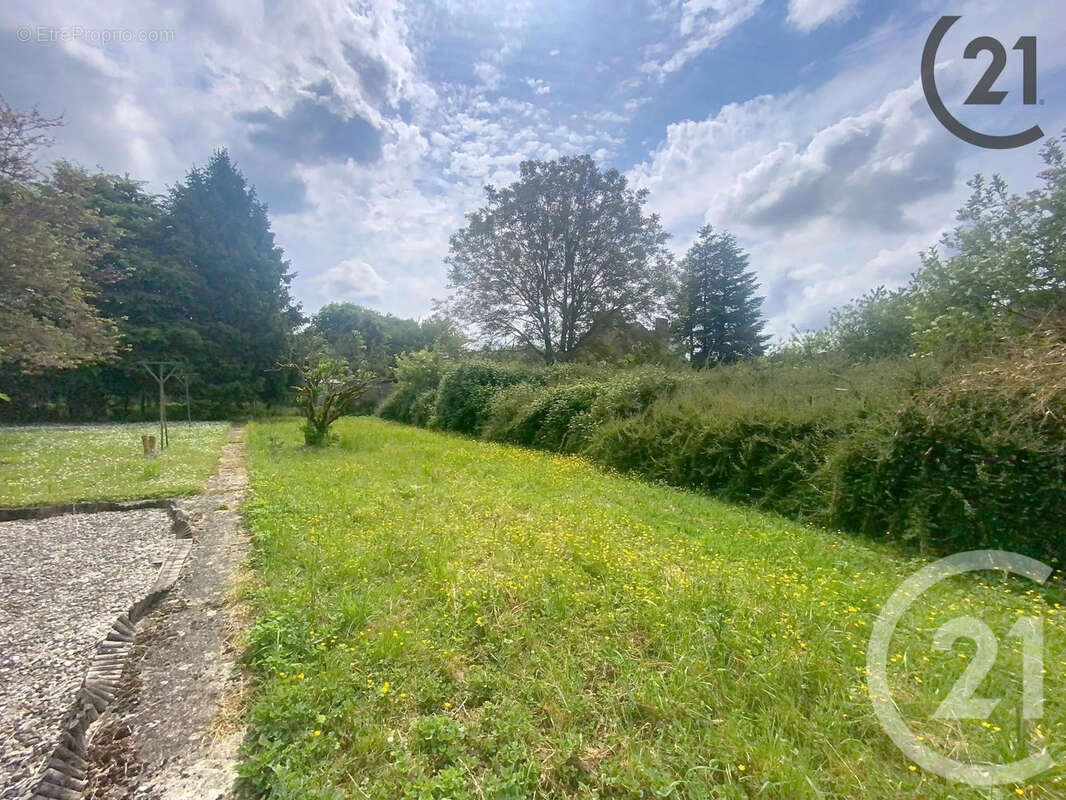 Terrain 2150 m² à Voulton  - photo 3