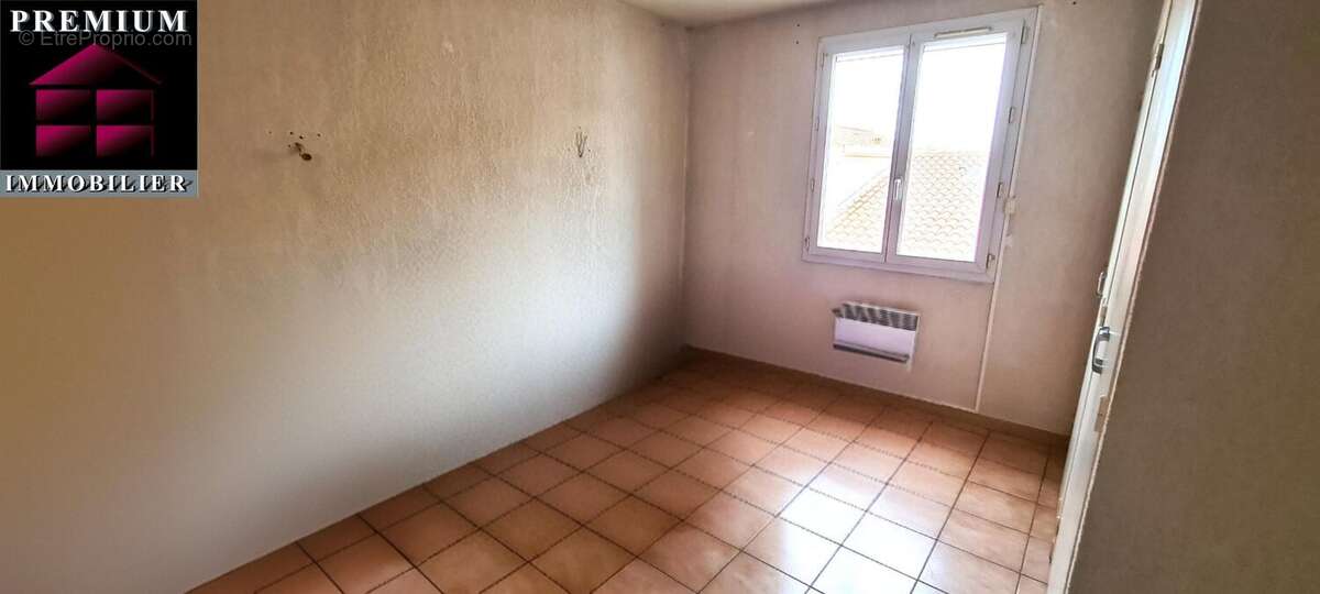 Appartement à SAINT-ESTEVE