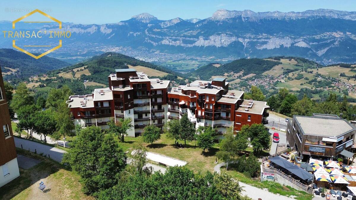 n°1 - Appartement à LES ADRETS