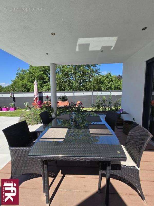 Muntzenheim très belle propriété avec piscine - photo 5