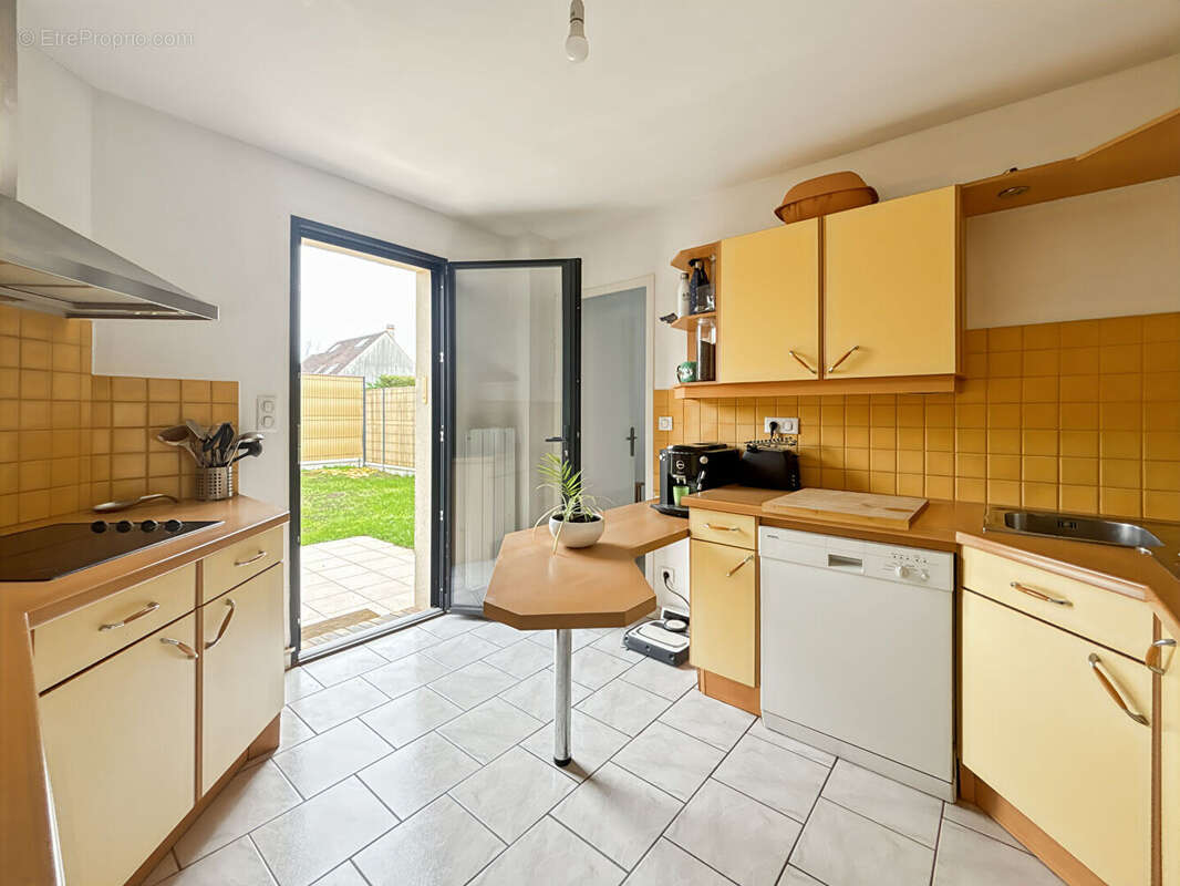 Maison à VERNEUIL-SUR-SEINE
