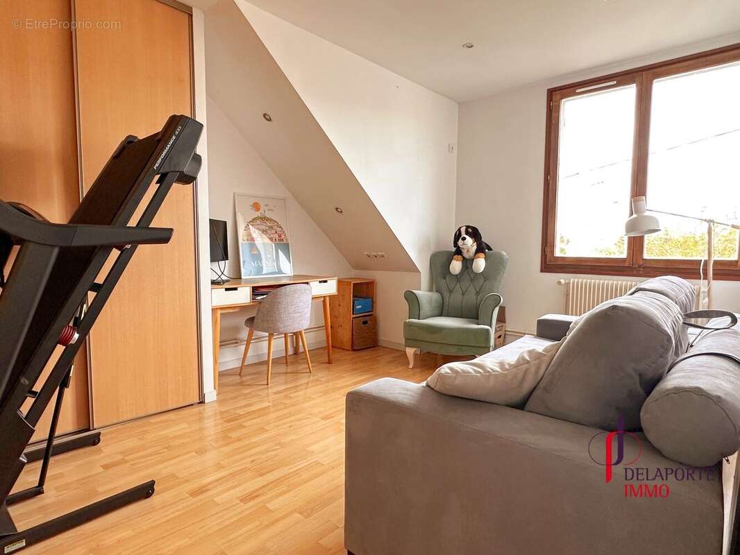 Maison à LA FRETTE-SUR-SEINE