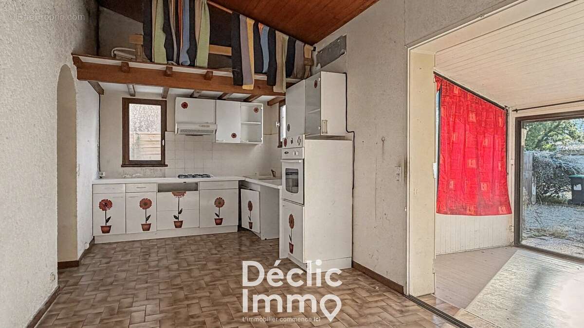 Arès - Maison plain-pied - 3 chambres - Terrain 300m2 - photo 4