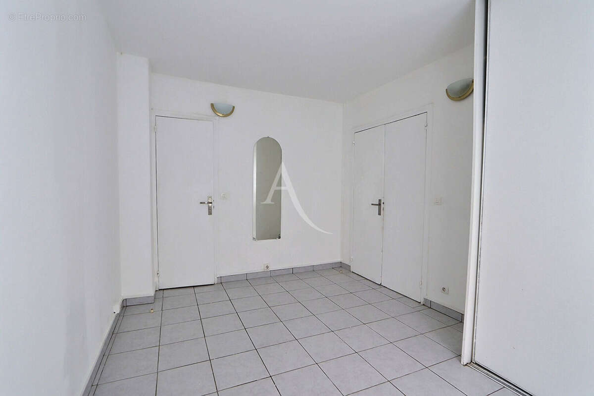 Appartement à AUBERVILLIERS