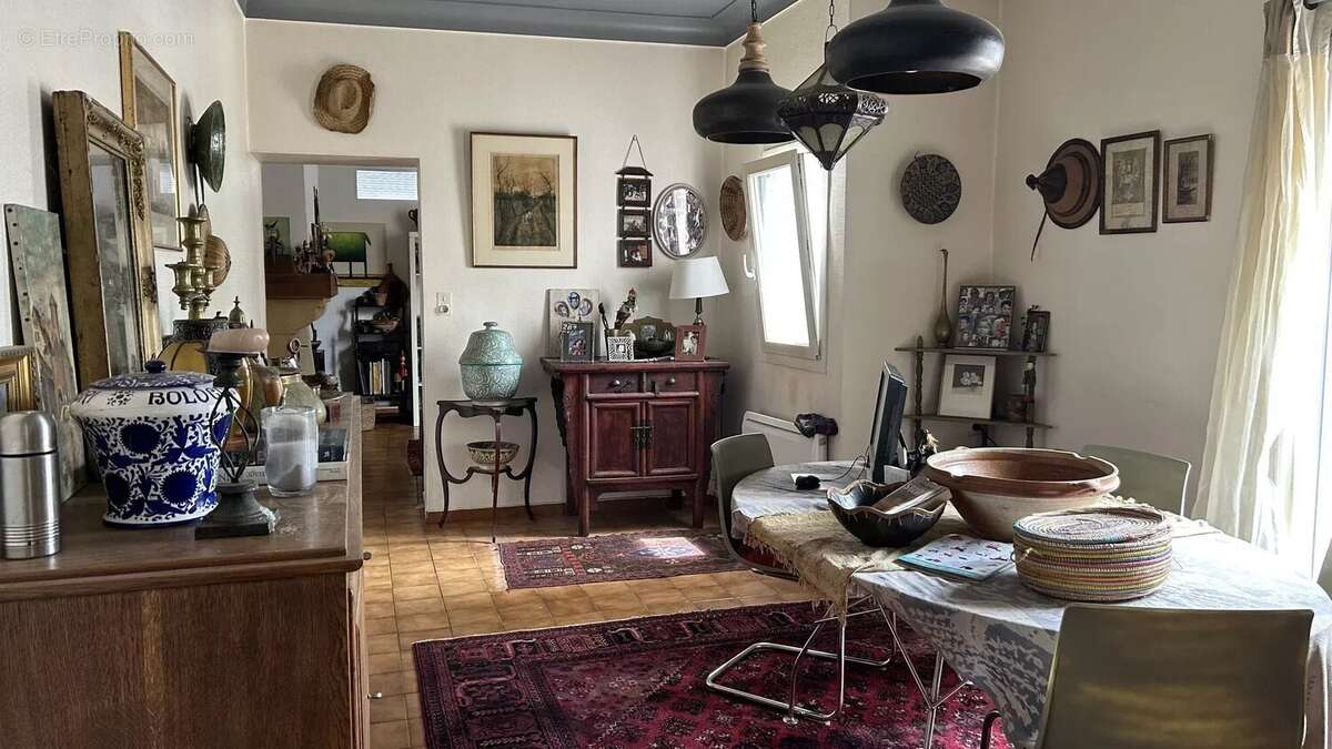 Grande maison familiale avec local commercial - photo 4