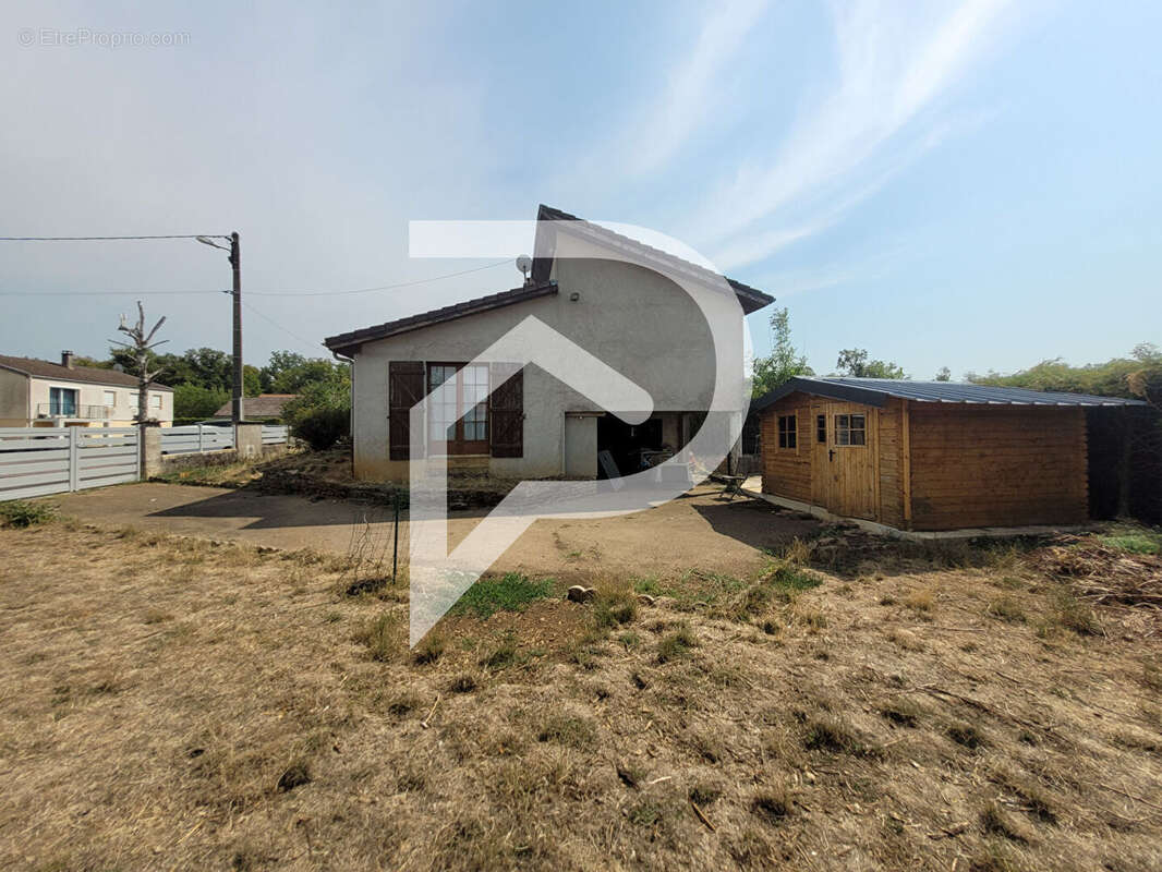 Maison  6 pièce(s) - photo 8
