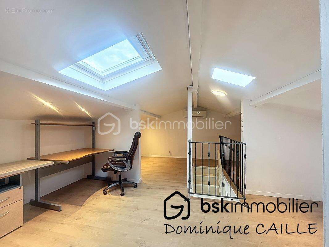 Maison familiale rénovée - potentiel exceptionnel - faible consommation d energie dpe b -  montberon - photo 8