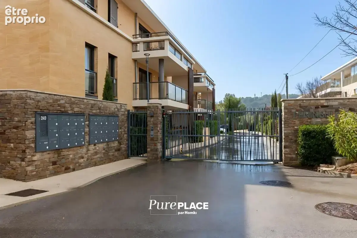 Appartement T3 de 70 m² à Aix-en-Provence 13090, Rue Micheline Paliard - photo 12