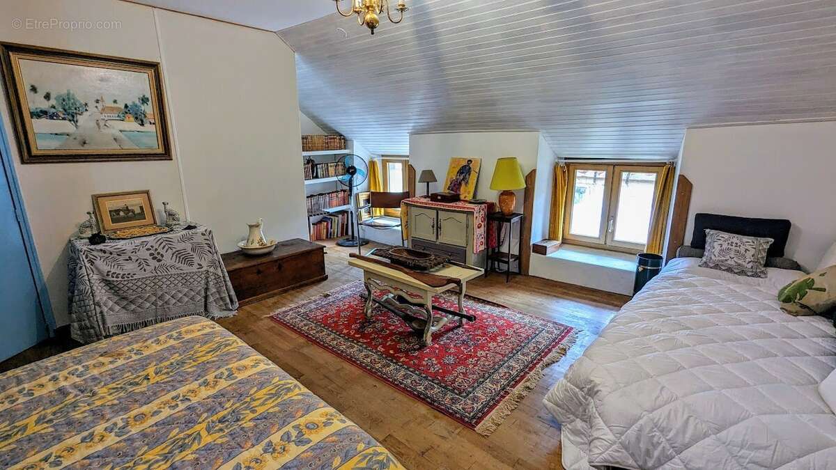 Maison avec dépendances proche Najac - photo 7