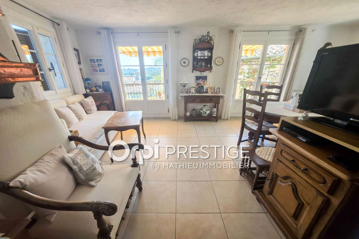 Maison 96 m² à Biot  - photo 2