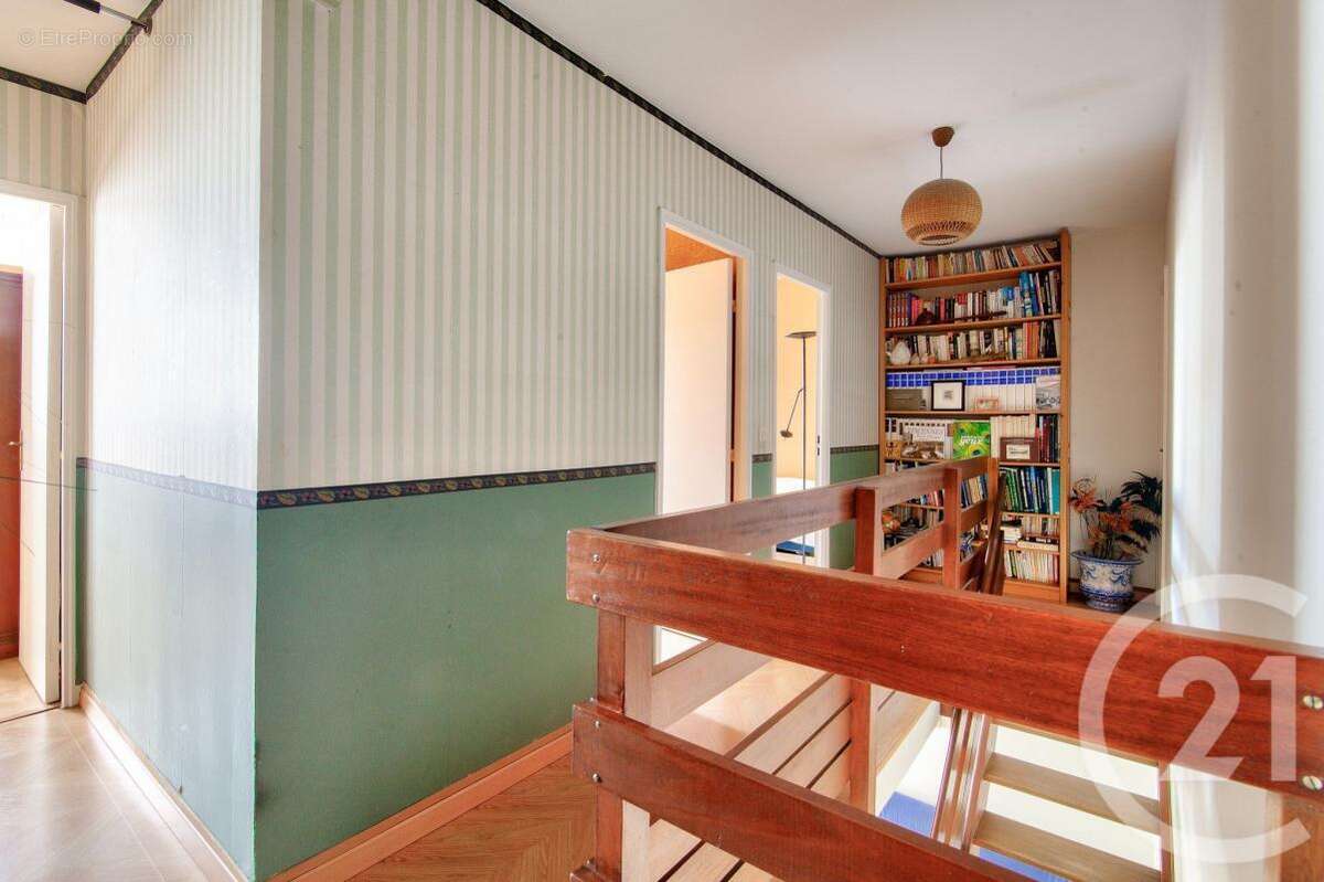 Appartement à FONTENAY-SOUS-BOIS