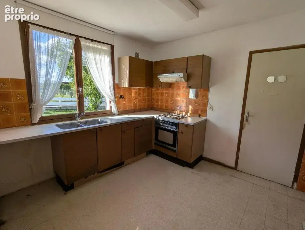 125 m² : maison principale 85 m² + son habitation secondaire 40 m², a vendre a couloisy (60350) - - photo 5