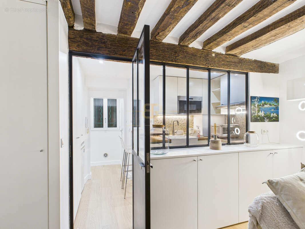 Appartement à PARIS-11E