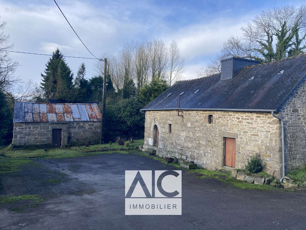 Maison à LANRIVAIN