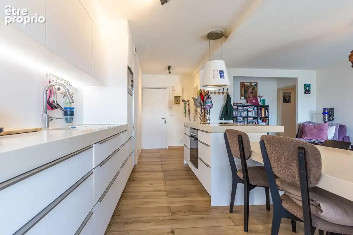 Agence immobiliere laforet - exclusivite - "bonsaï" - annecy - appartement t4 de 73.49m² - balcon/loggia 10m2 - cave - parking d - photo 4