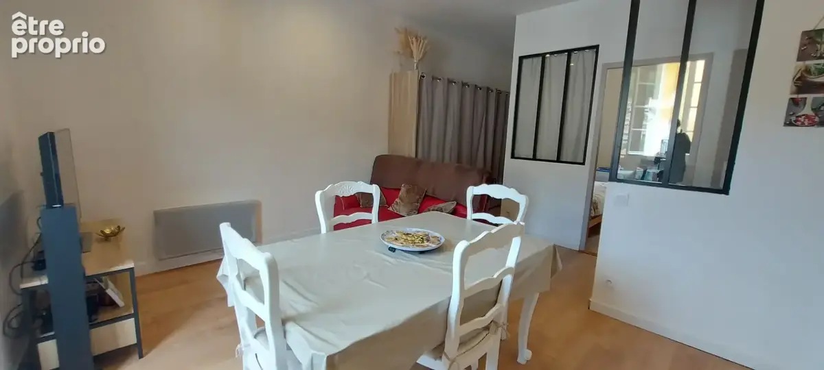 Amélie les Bains T3 traversant lumineux de 43m² - photo 3