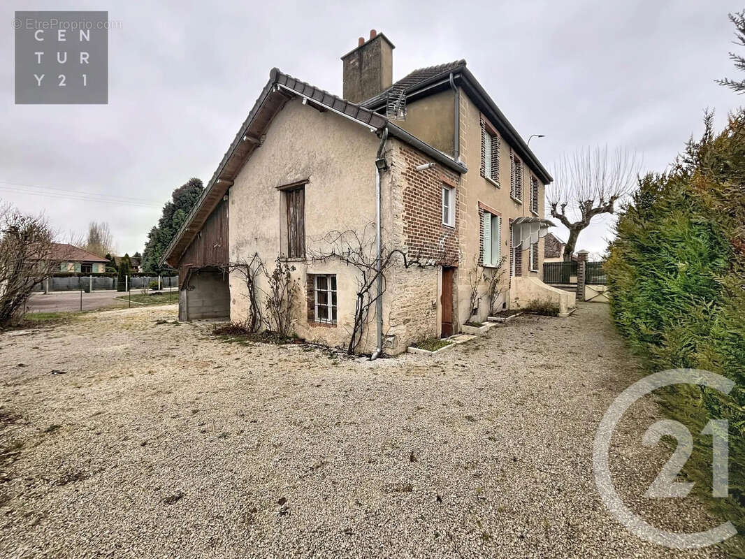 Maison à VIREY-SOUS-BAR