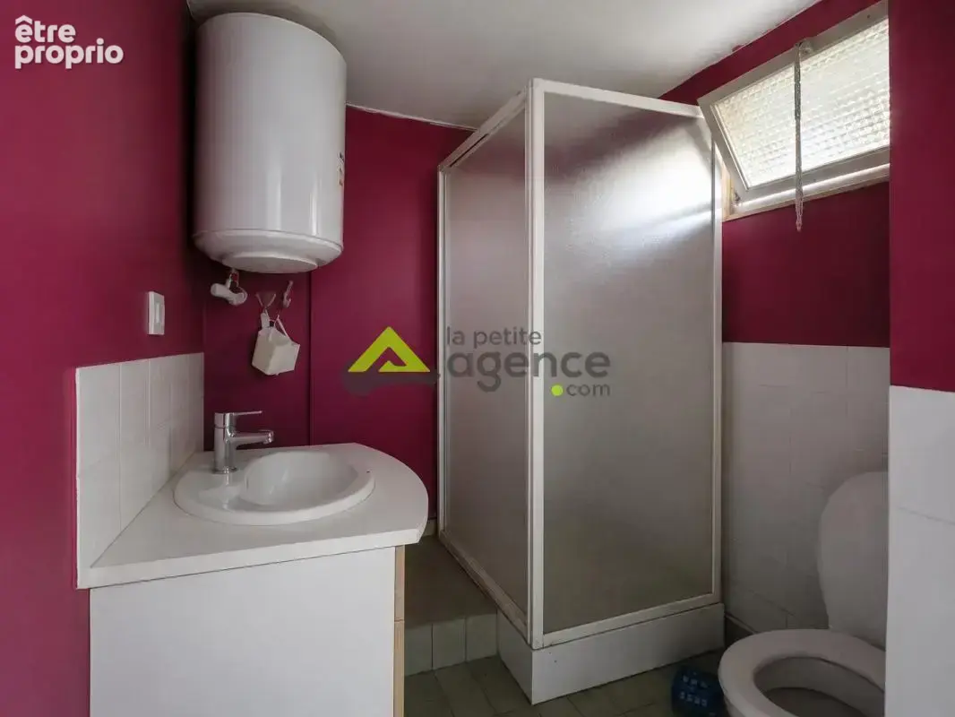 Immeuble de rapport   3 appartements et fort potentiel à Aub - photo 5