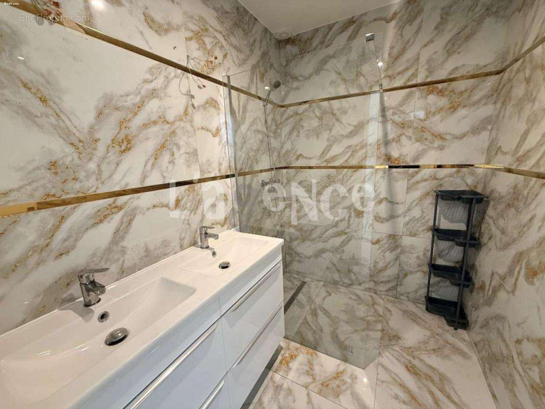 Maison à CLAYE-SOUILLY