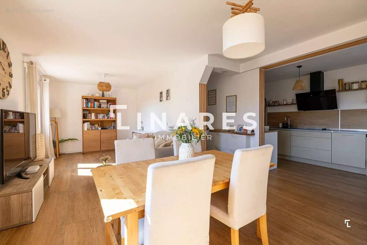 LE COCON - Appartement T3 de 79m² - Jardin de 75m² - Deux places de parking - 13190 ALLAUCH - photo 2