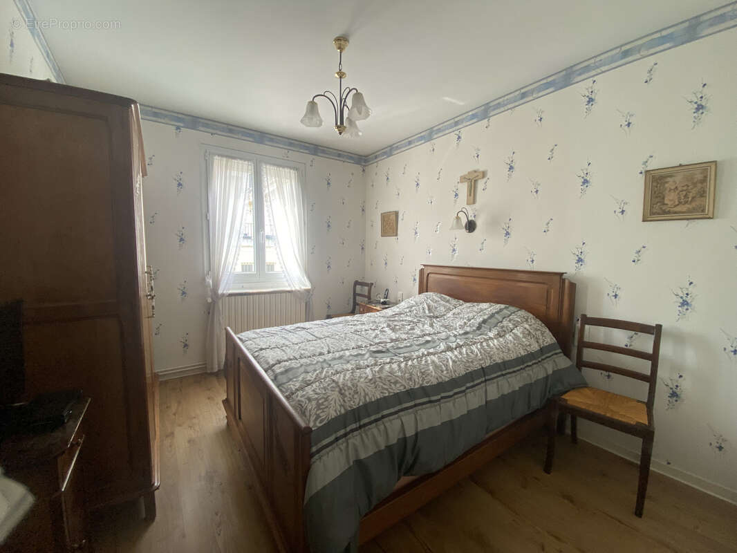 Maison de Type 4 centre ville de périgueux. - photo 9