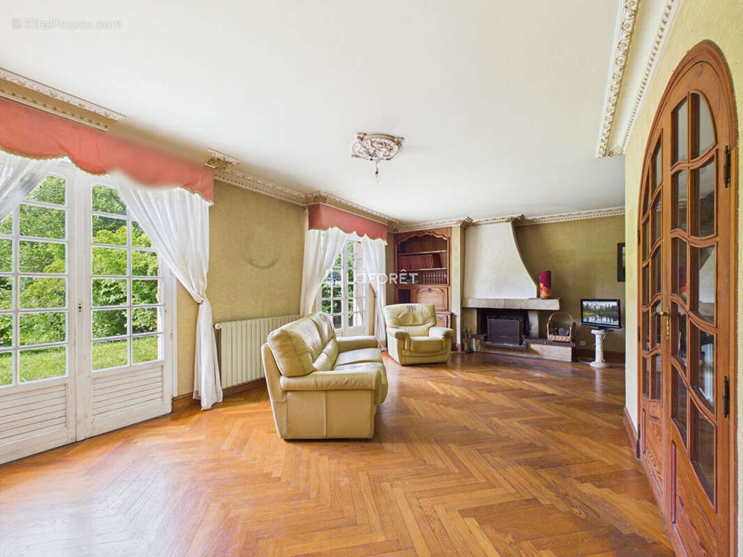 Maison QUIMPER 7 Pièces 145 m² - photo 5