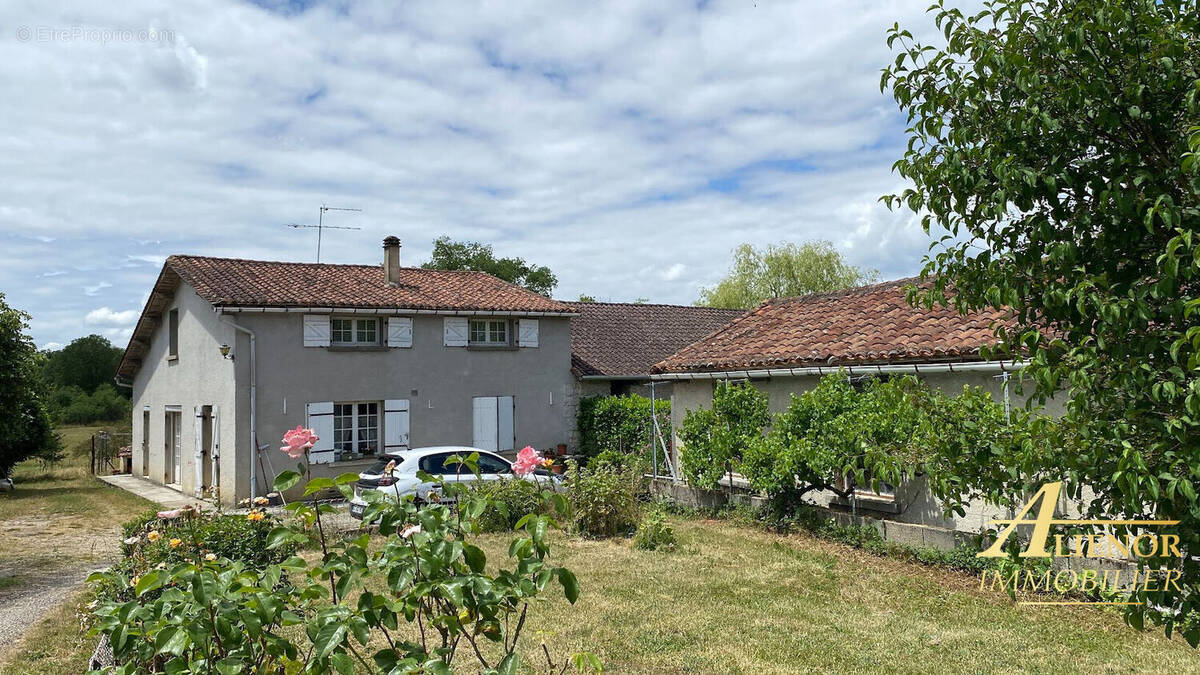 Maison à BRANTOME