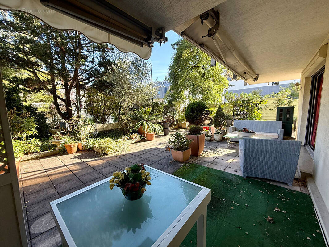 Appartement à LE RAINCY