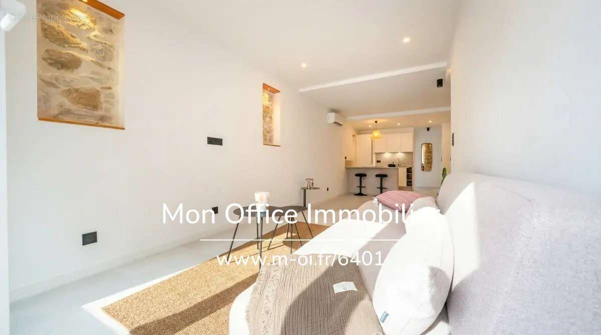 Appartement à PEYNIER
