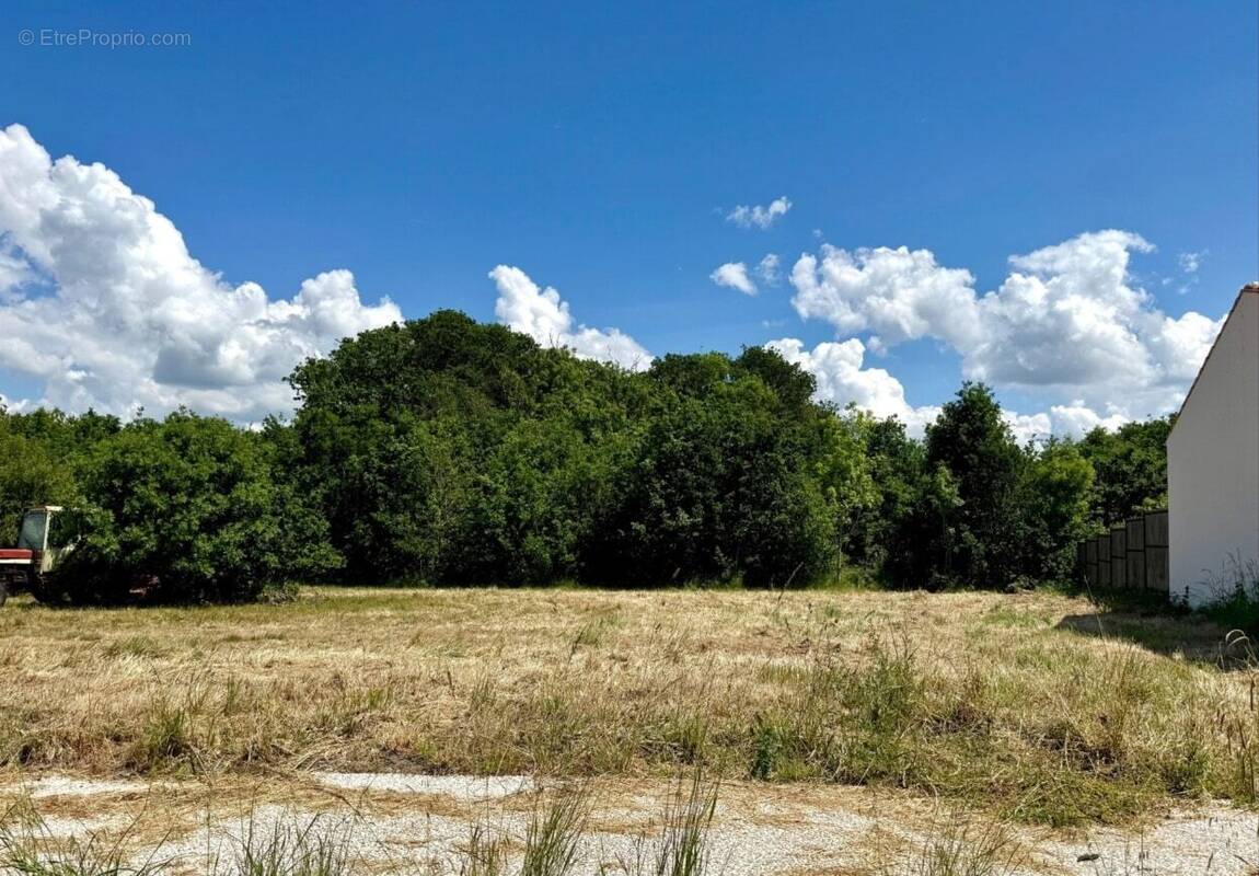 Terrain à LA ROCHELLE