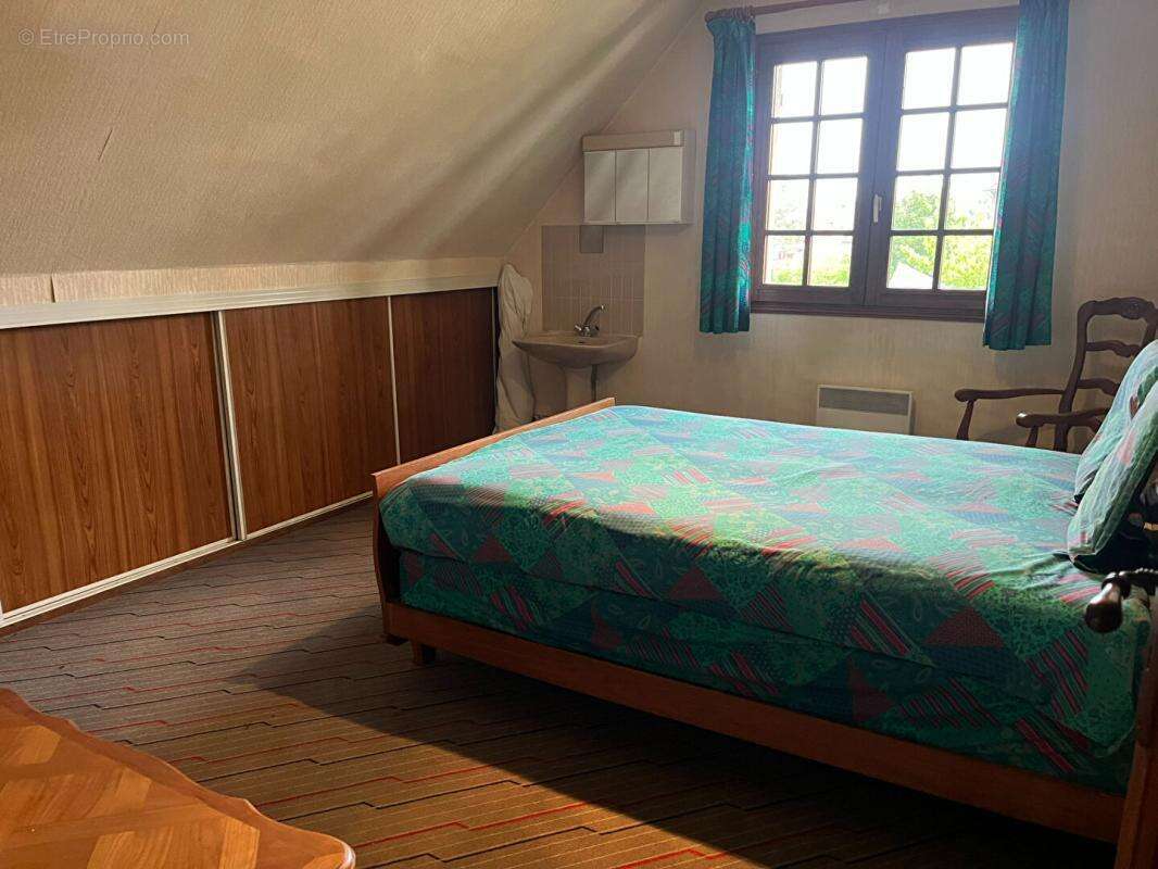 Maison sur sous sol 6 chambres  200 m2 - photo 5