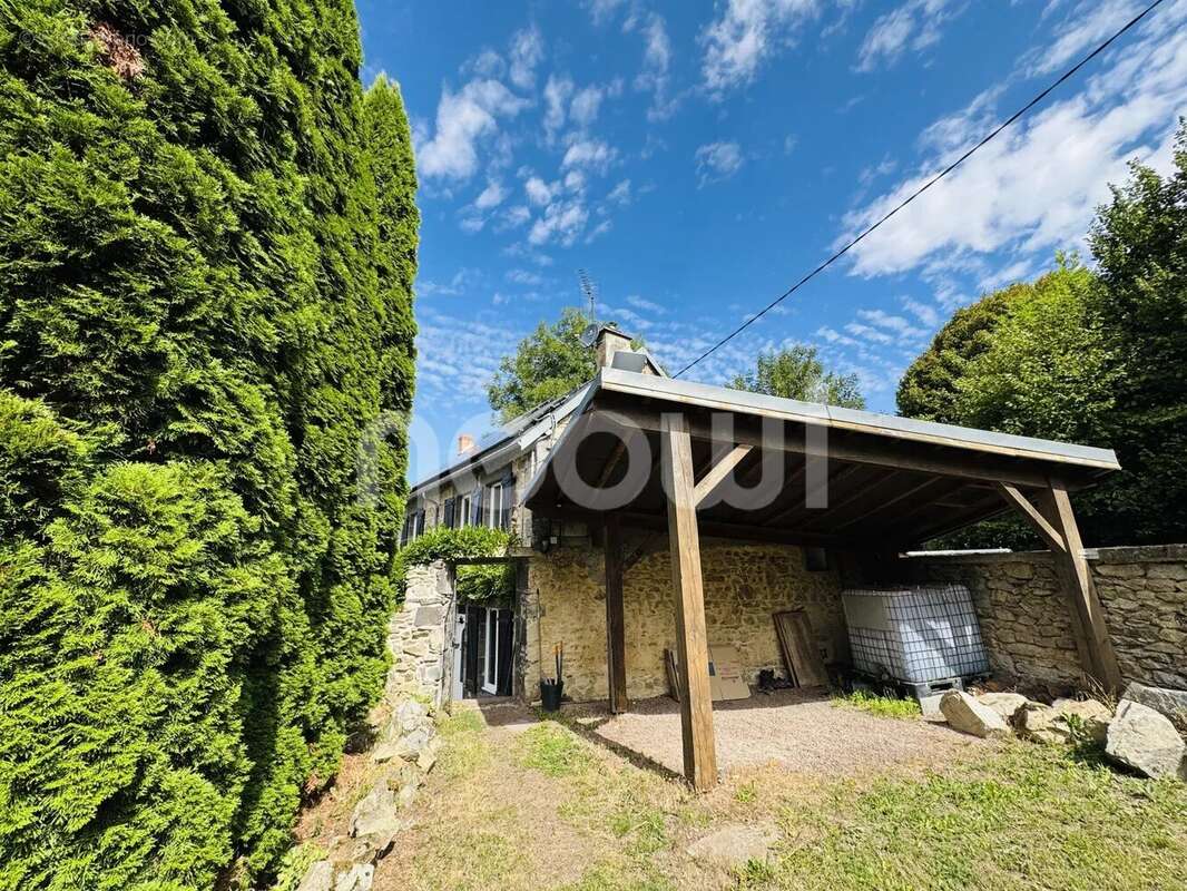 Maison à SAINT-GEORGES-DE-MONS