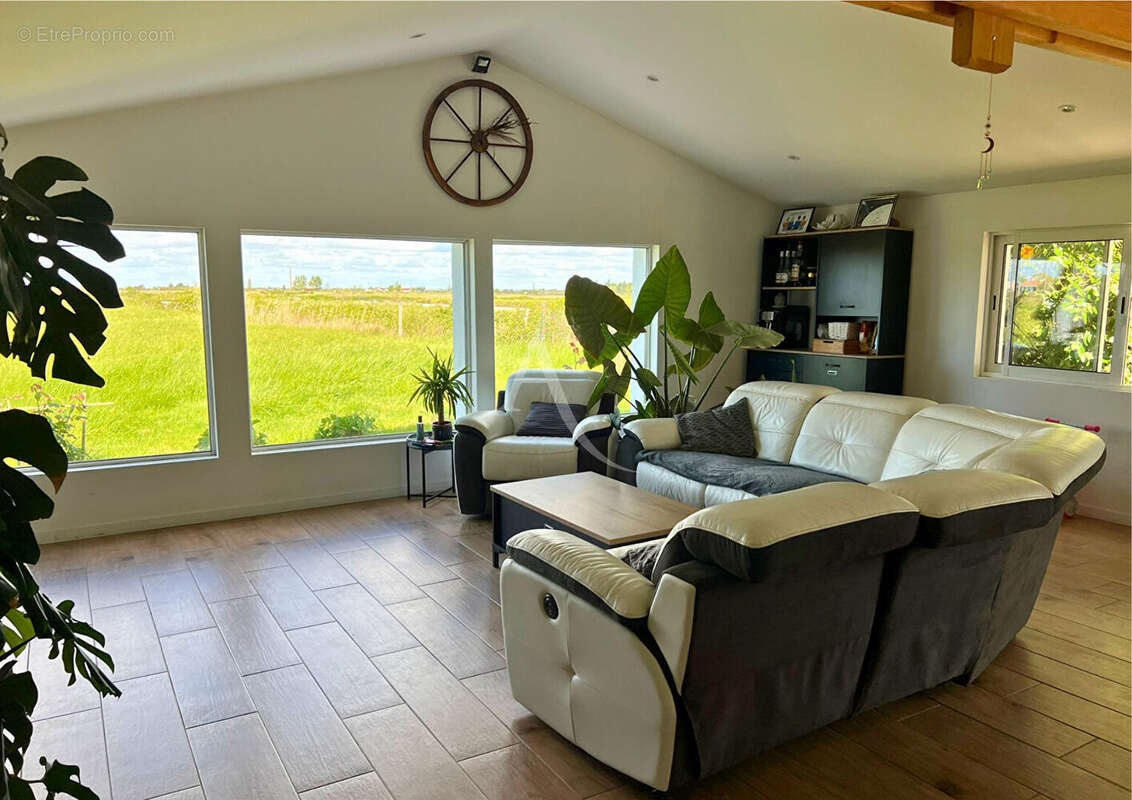 Maison à SAINT-GERVAIS