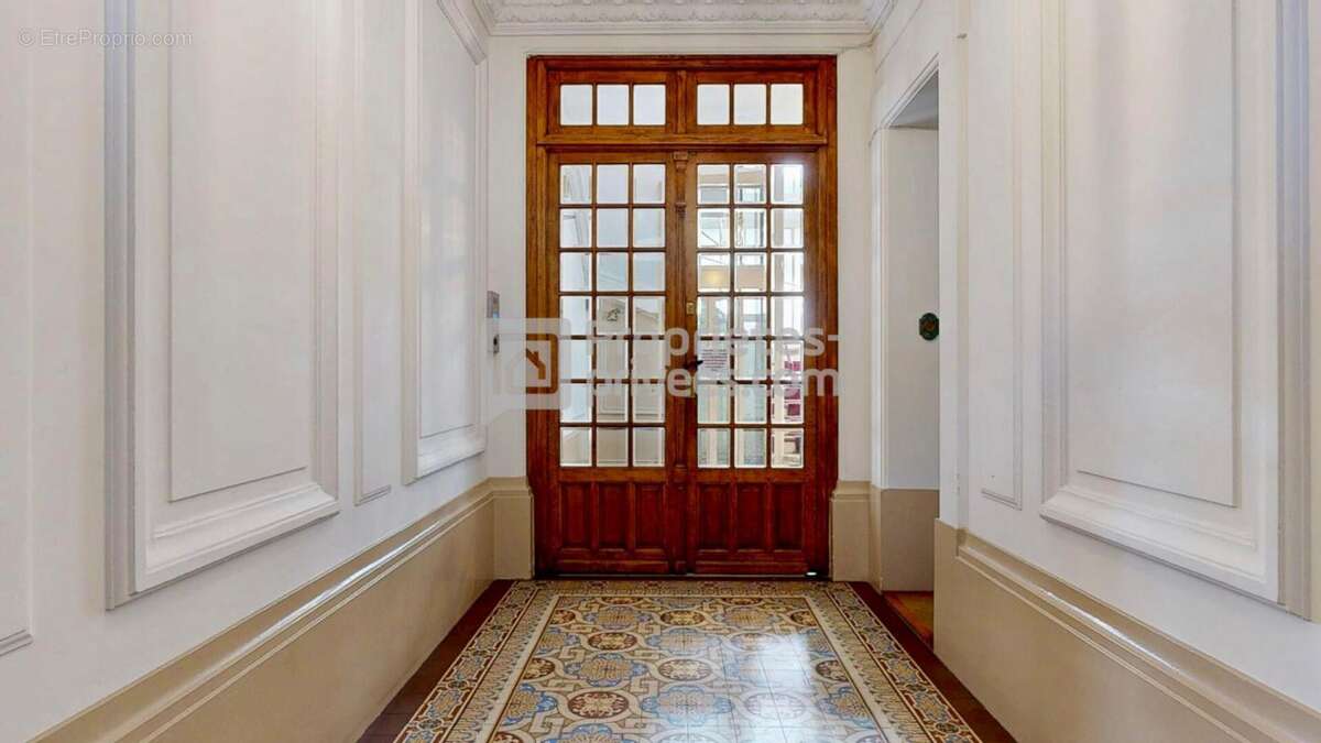 Appartement à PARIS-11E