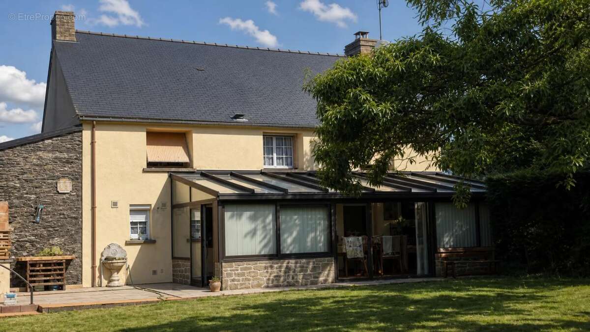 Maison de 7 pièces de 164 m² à Bains-sur-Oust - photo 3