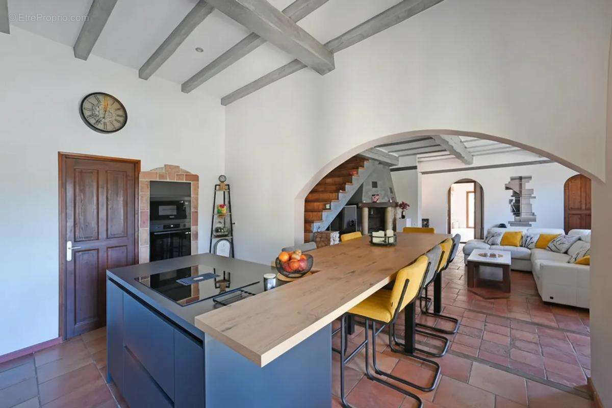 Maison à BOISSET-ET-GAUJAC