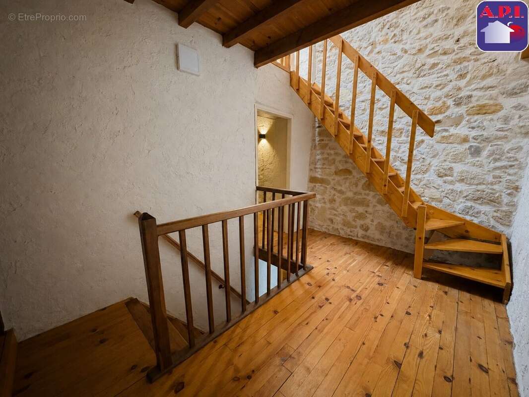 Maison 169 m² à Le Mas-D'azil  - photo 6