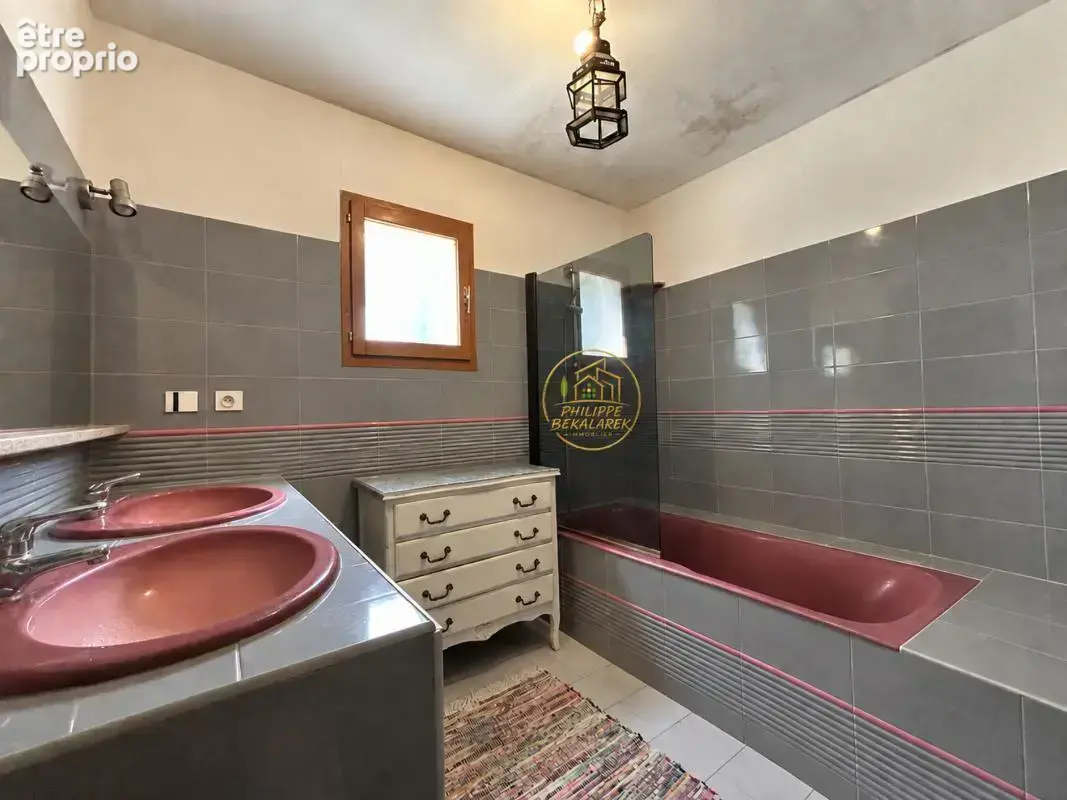 Maison 9 pièces 202 m² à vendre à Chateau-Arnoux-Saint-Auban (04160) - photo 7