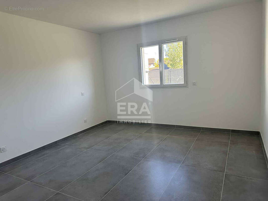 Maison à MONTPON-MENESTEROL