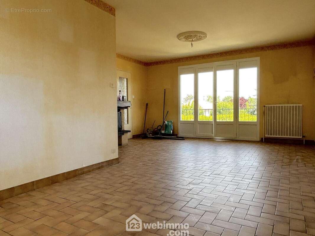 Il offre une surface de 27 m2,