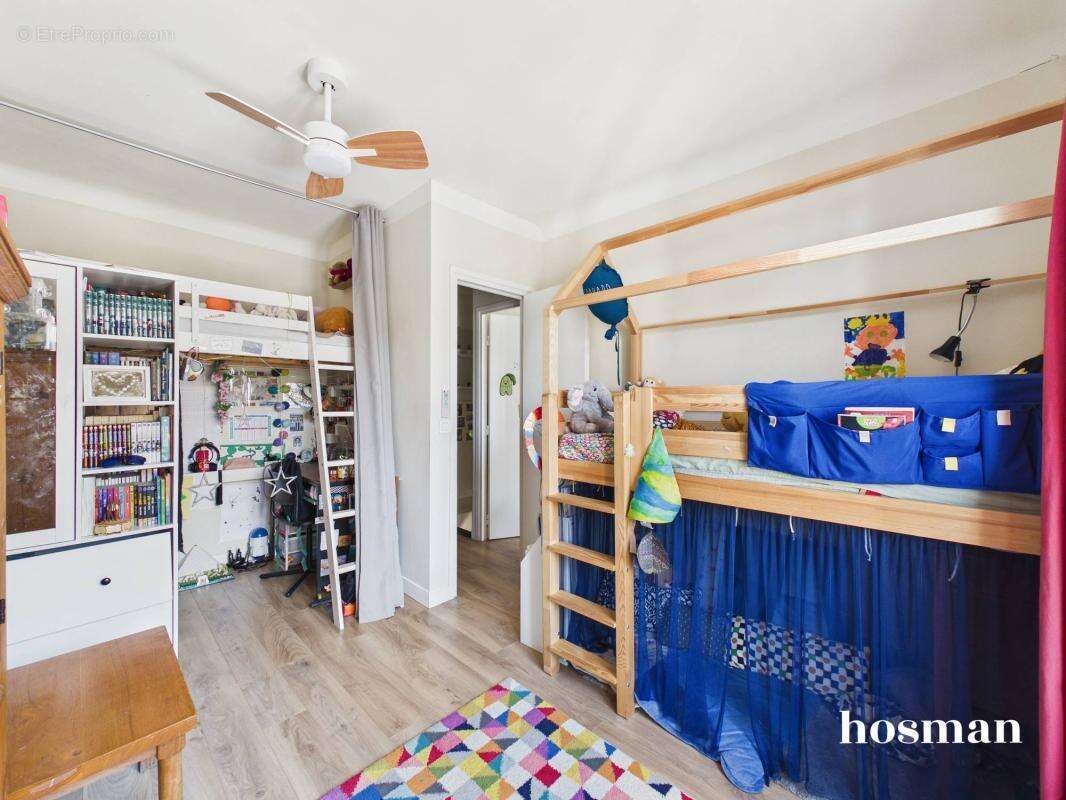 Appartement à PARIS-19E