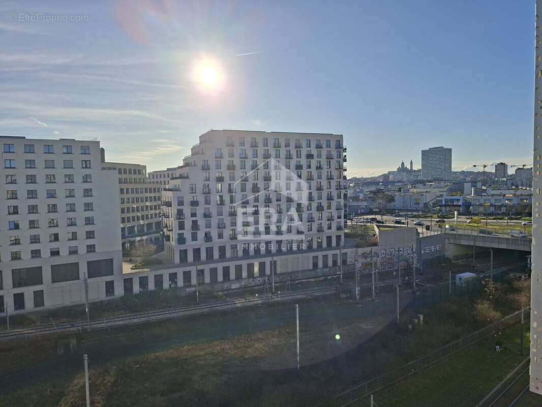 Appartement à PARIS-19E