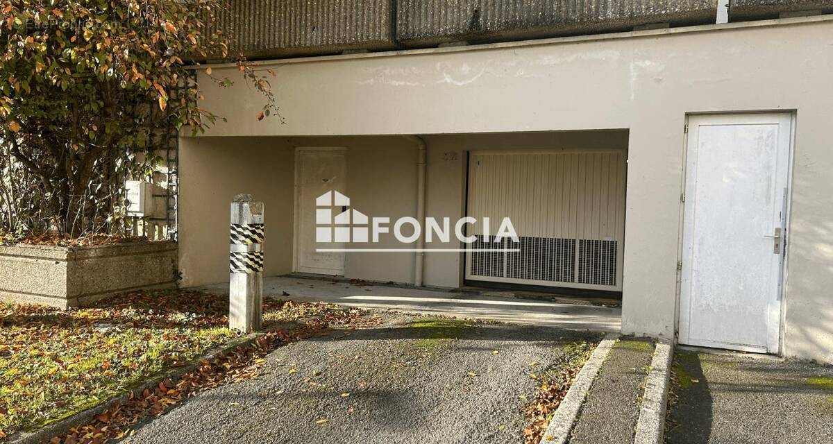 Parking à SAINT-MALO