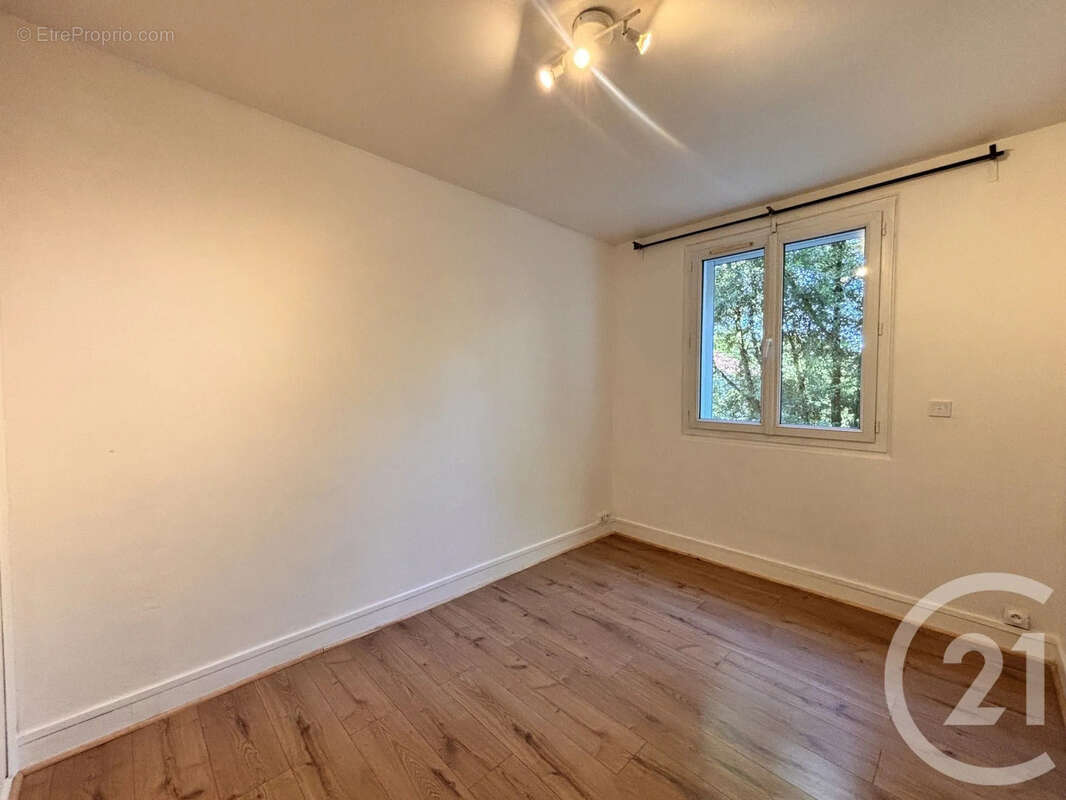 Appartement à AVON