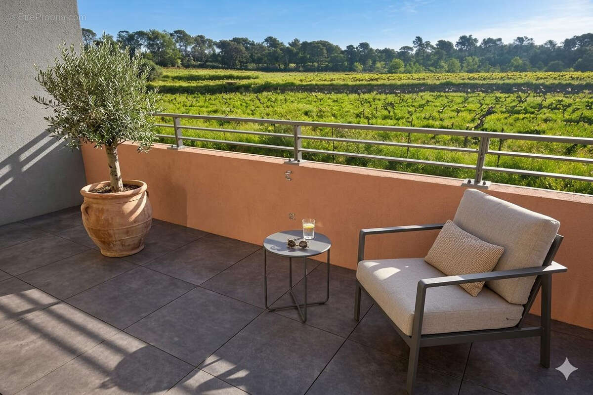 Appartement à FREJUS