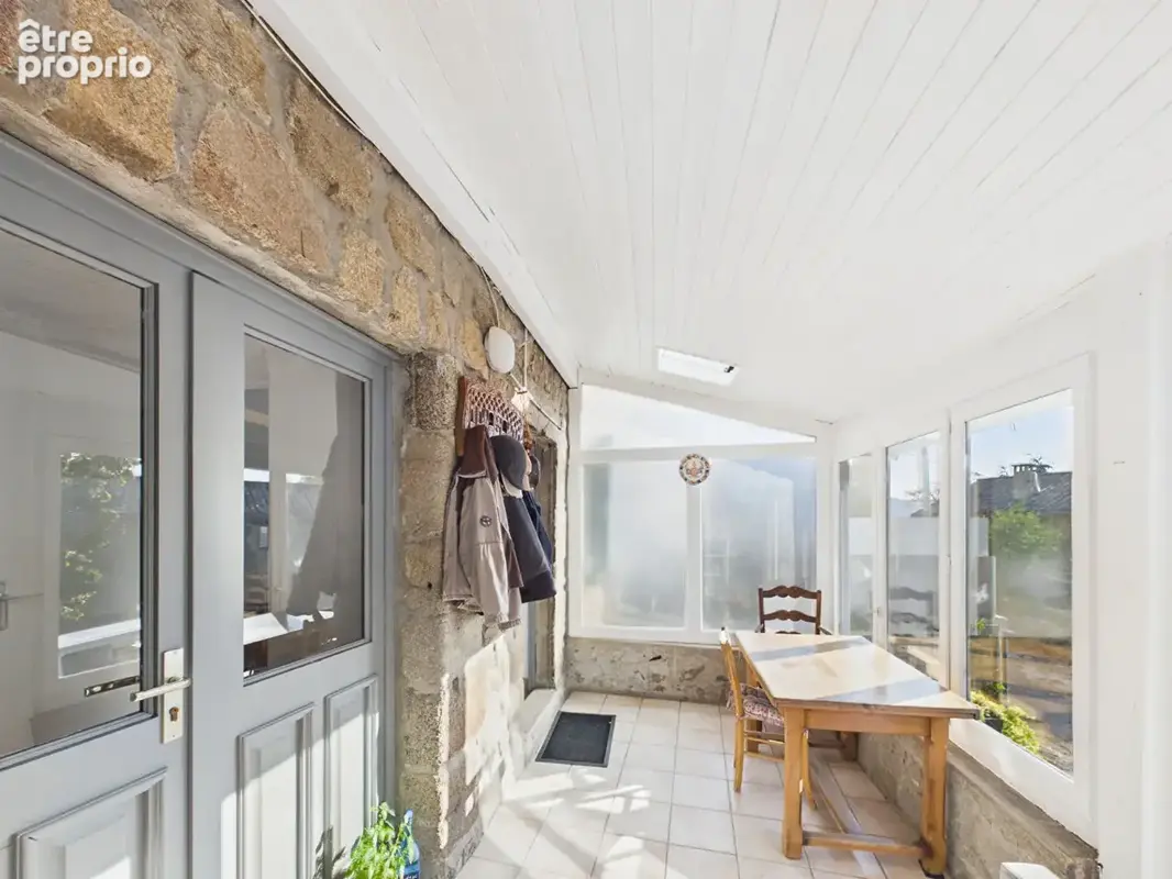 Maison au coeur d'un hameau avec dépendance et vaste terrain à Desaignes - photo 4