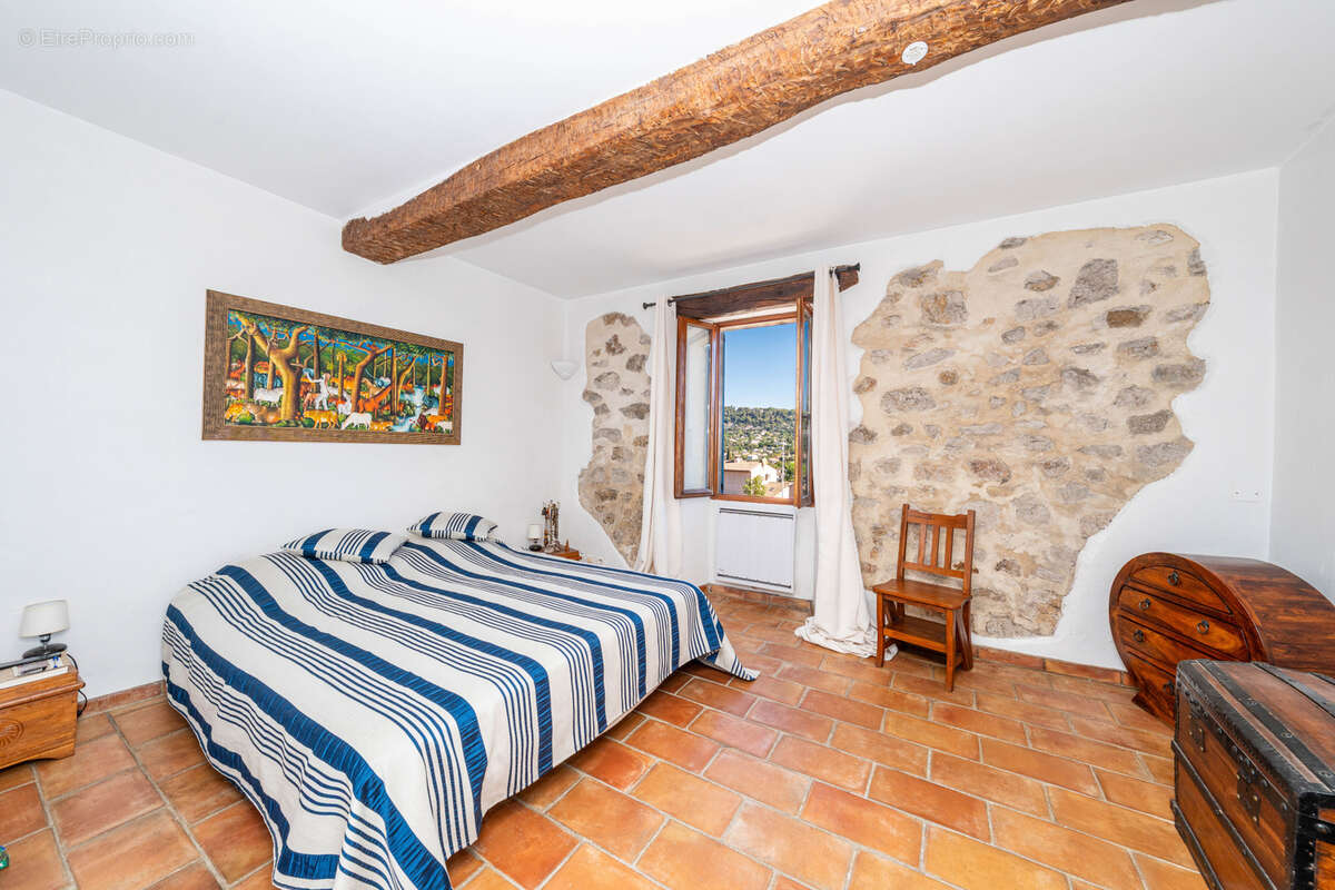 Maison à LA COLLE-SUR-LOUP