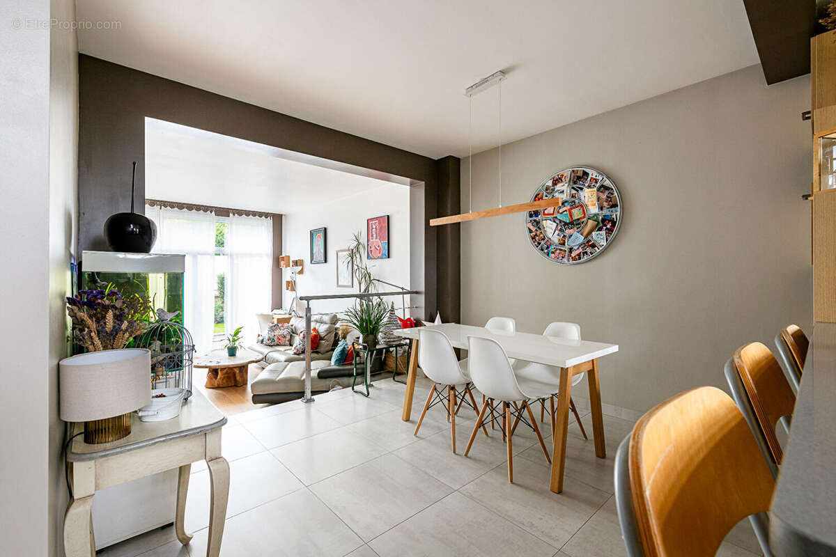 Maison à VILLIERS-SUR-MARNE