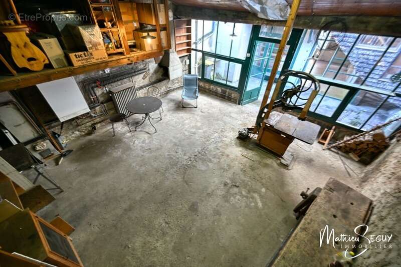 Ancienne maison du menuisier avec son atelier au coeur du village de Millery - photo 27