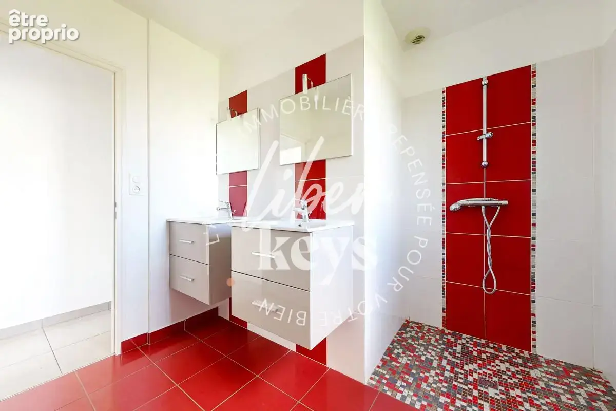 Investissement locatif à Pipriac - photo 10